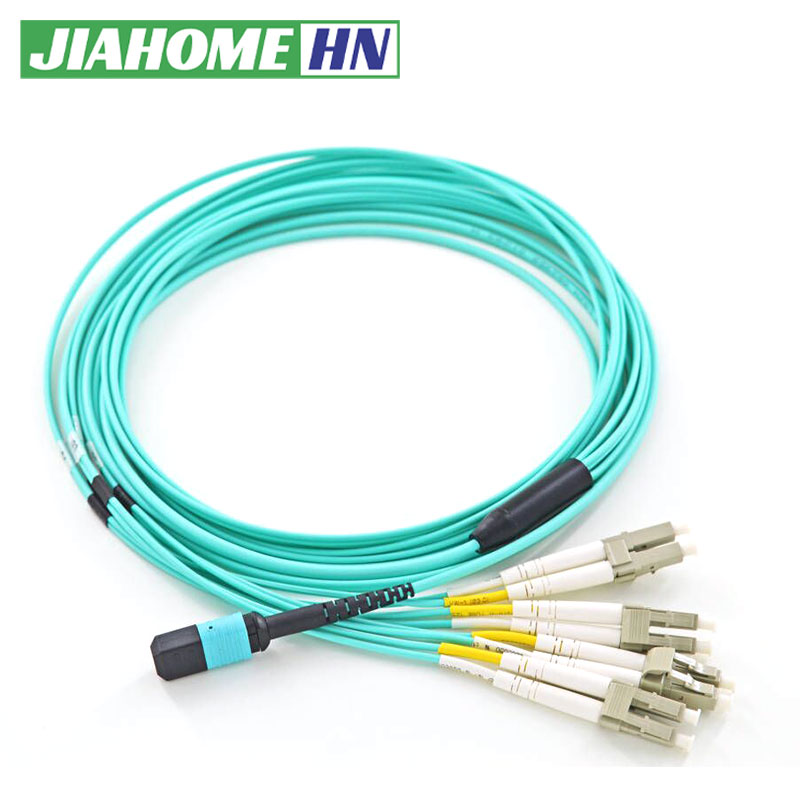 Patch cord de fibra MPO / MPT 12 fibras