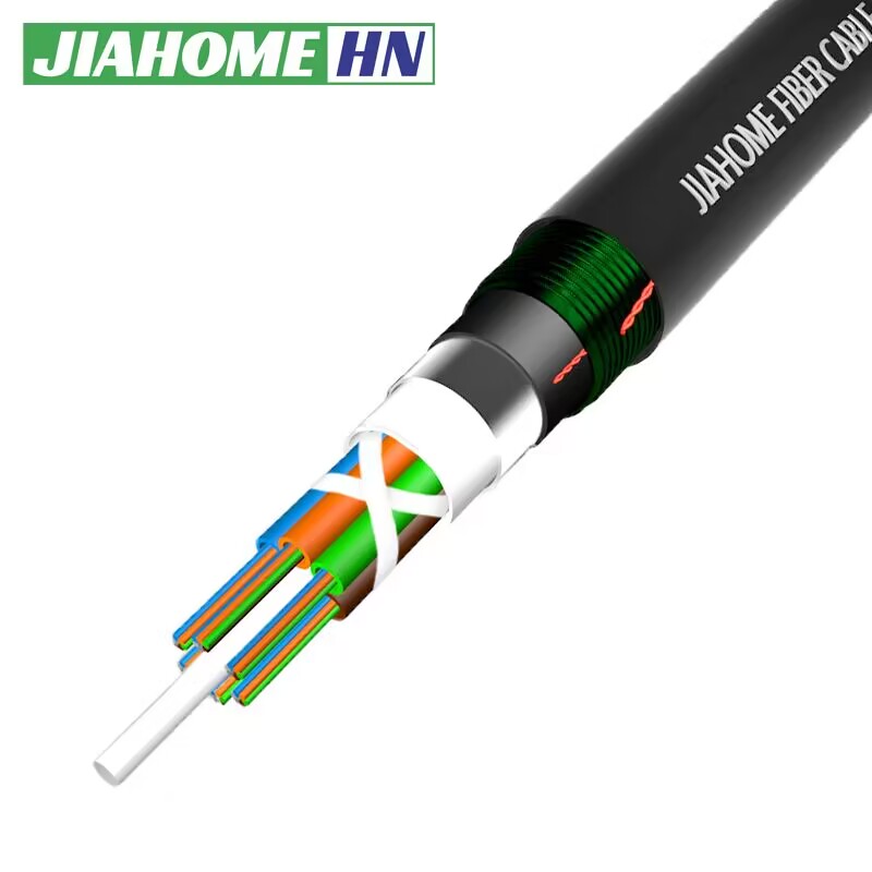 Câble à fibres optiques à enterrement direct blindé UG à tube ample Mulit GYFTA53 120C